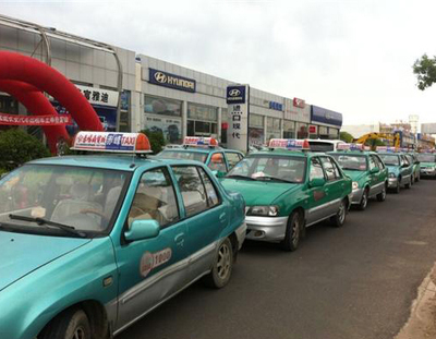 赤峰市出租車與工程機械設備租賃行業邁入智慧管理新階段